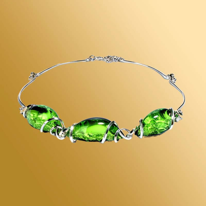 Колье с бернитом Колье с бернитом